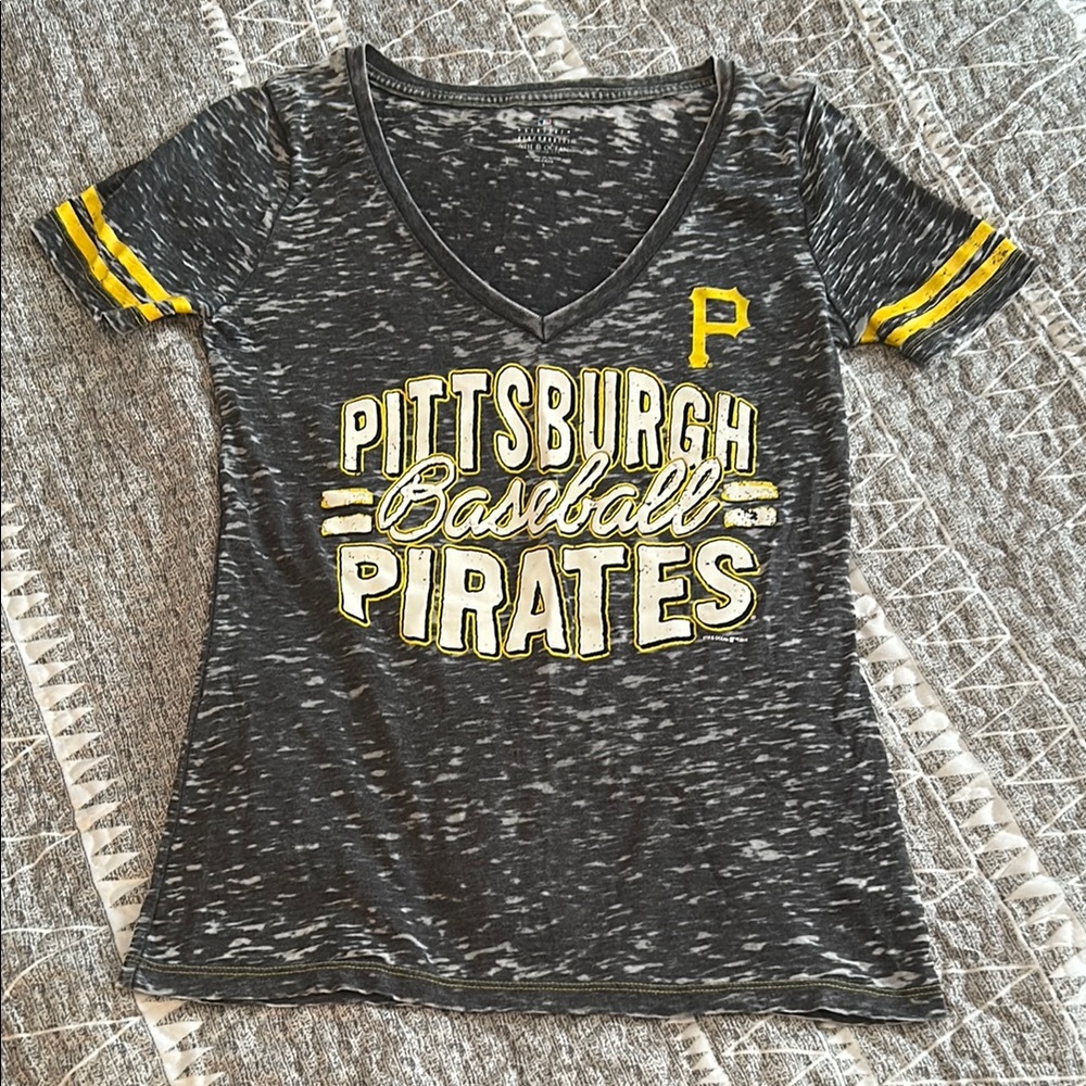Pittsburgh Pirates Ladies V-Neck Shirt - Black and Yellow